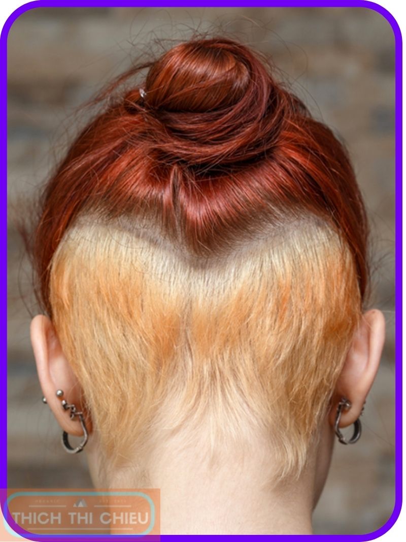 Top Knot with Triangles