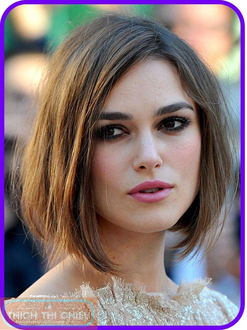 Sleek bob hairstyle for square faces